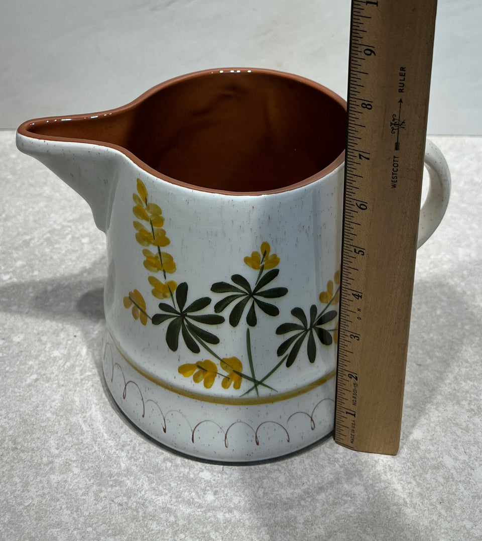 Stangl Pitcher