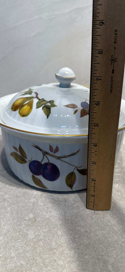 Evesham Covered Bowl