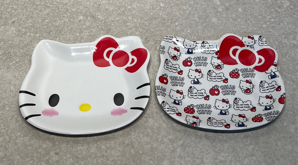 Pair - Hello Kitty Plates