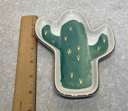 Cactus Dish