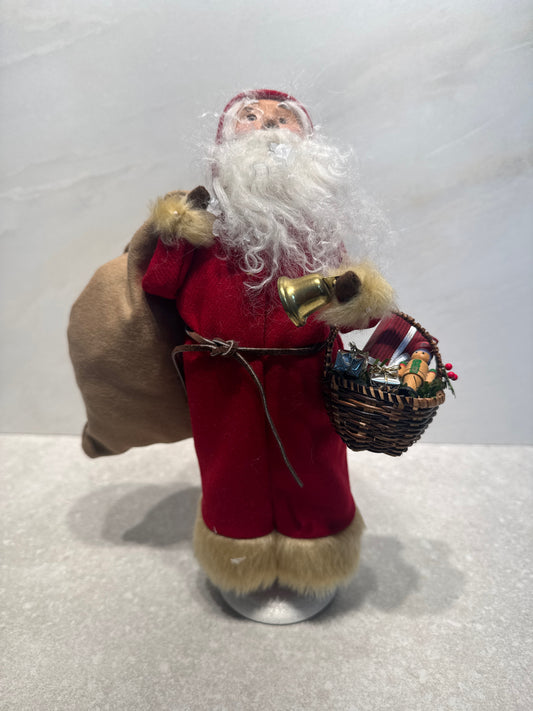 Byer's Choice Santa