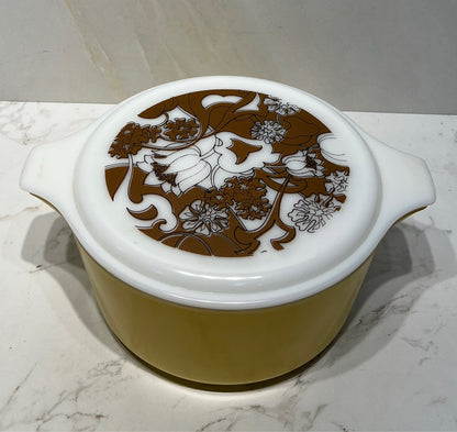 Pyrex Nouveau Floral Covered Casserole