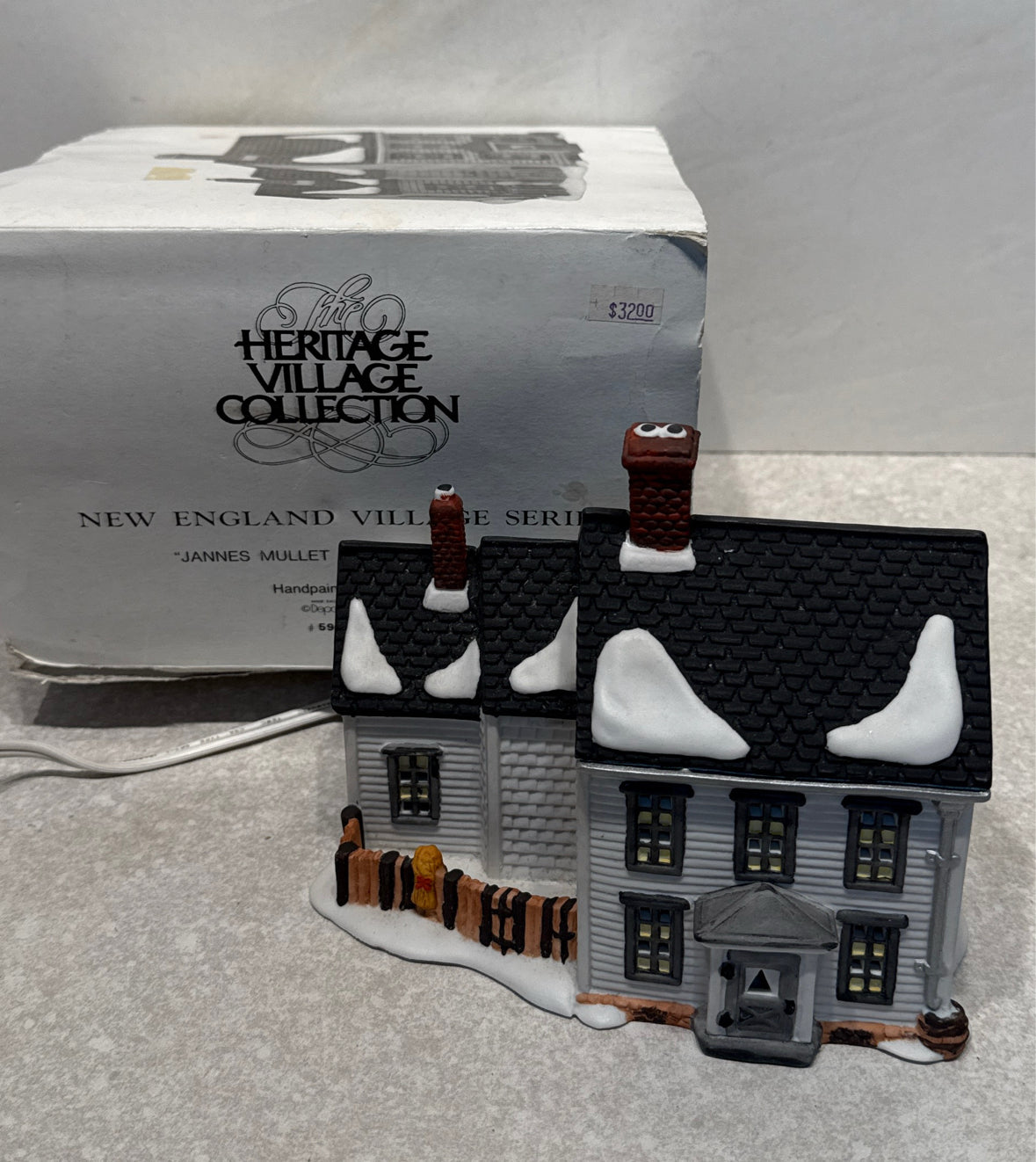 Dept. 56 Jannes Mullet Amish Farm House