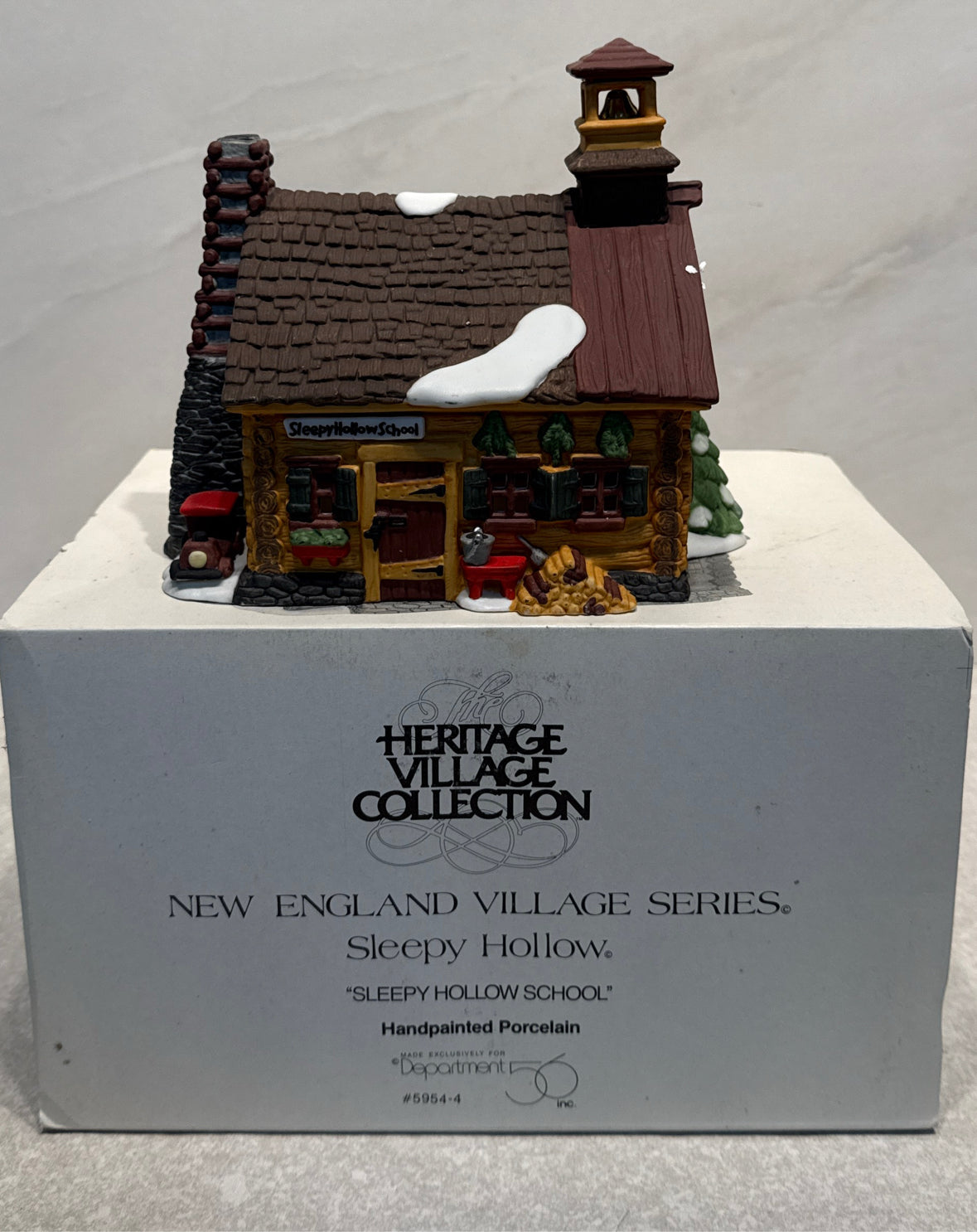 Dept. 56 Sleepy hollow