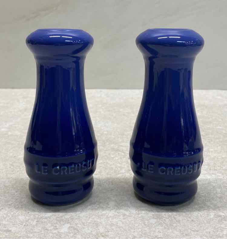 Le Creuset Salt And Pepper Shakers