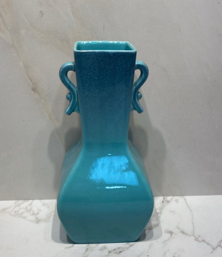 Royal Haegar Vase