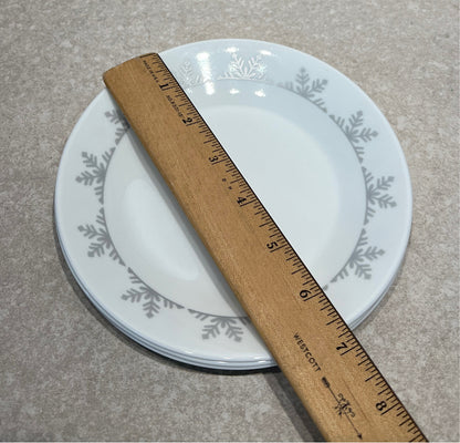 Set of 3 Corelle Plates