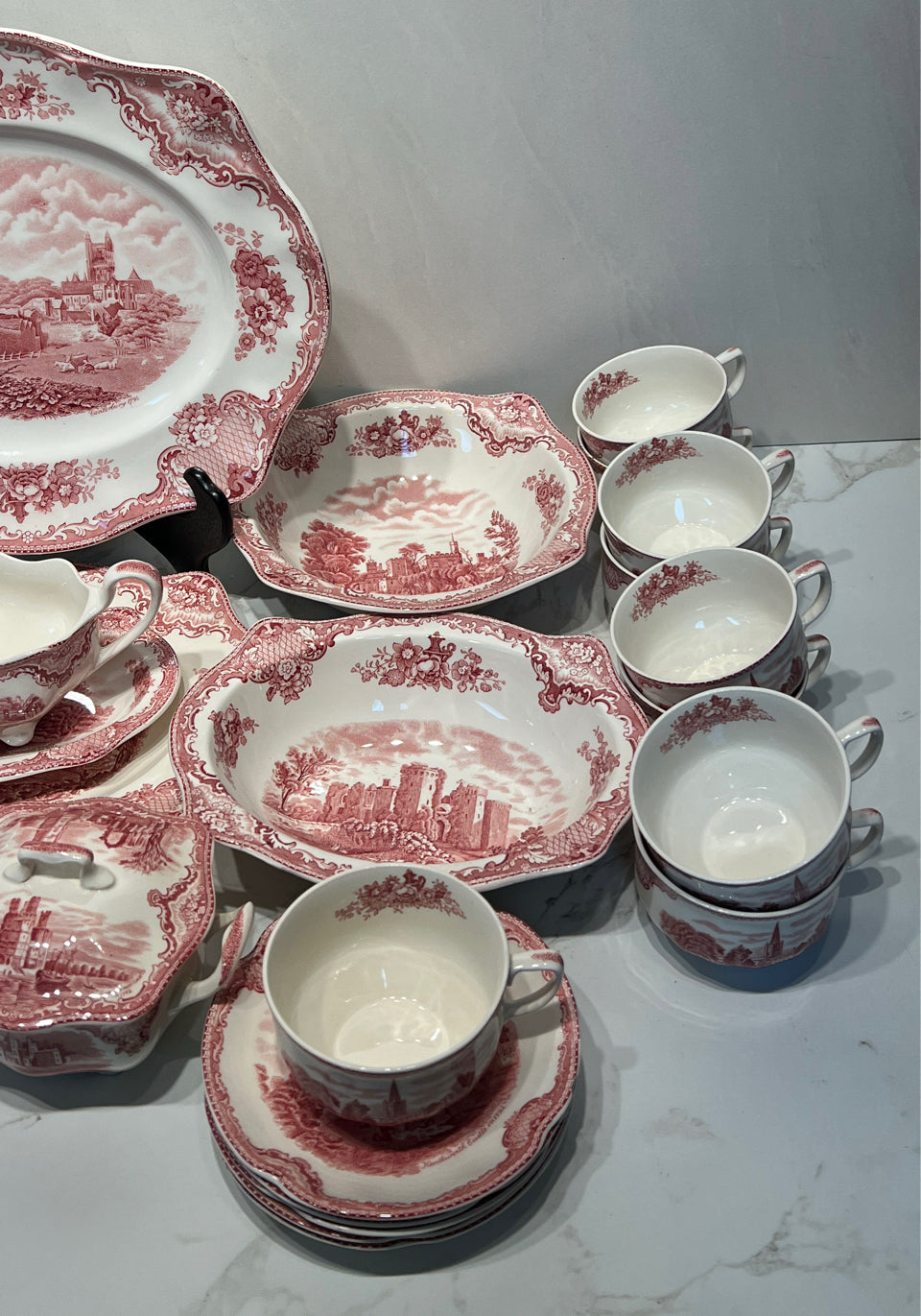 Old Britian Castles Dinnerware Set