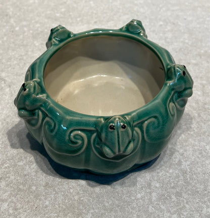 Majolica Style Frog Planter