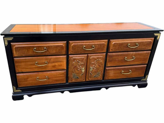 Long Dresser