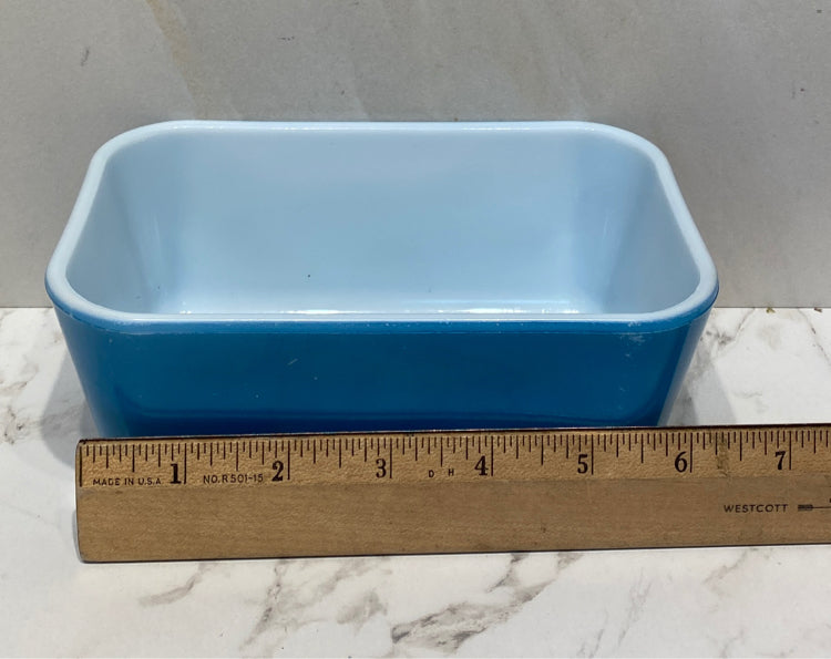 Pyrex Refrigerator Jar