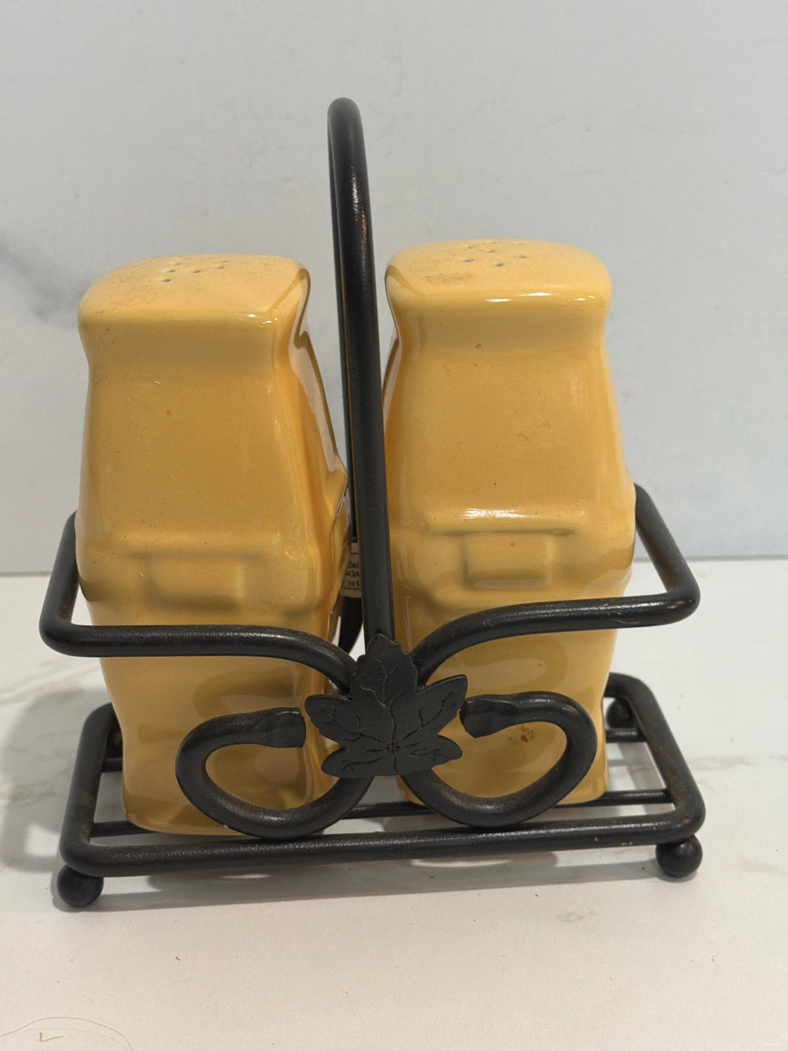 Longaberger Salt And Pepper With Stand