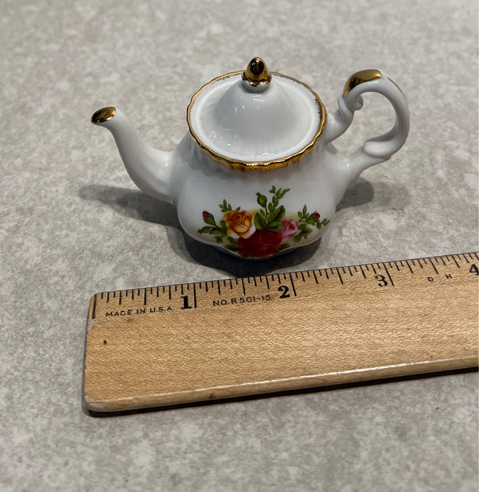 Ryal Albert Mini Teapot