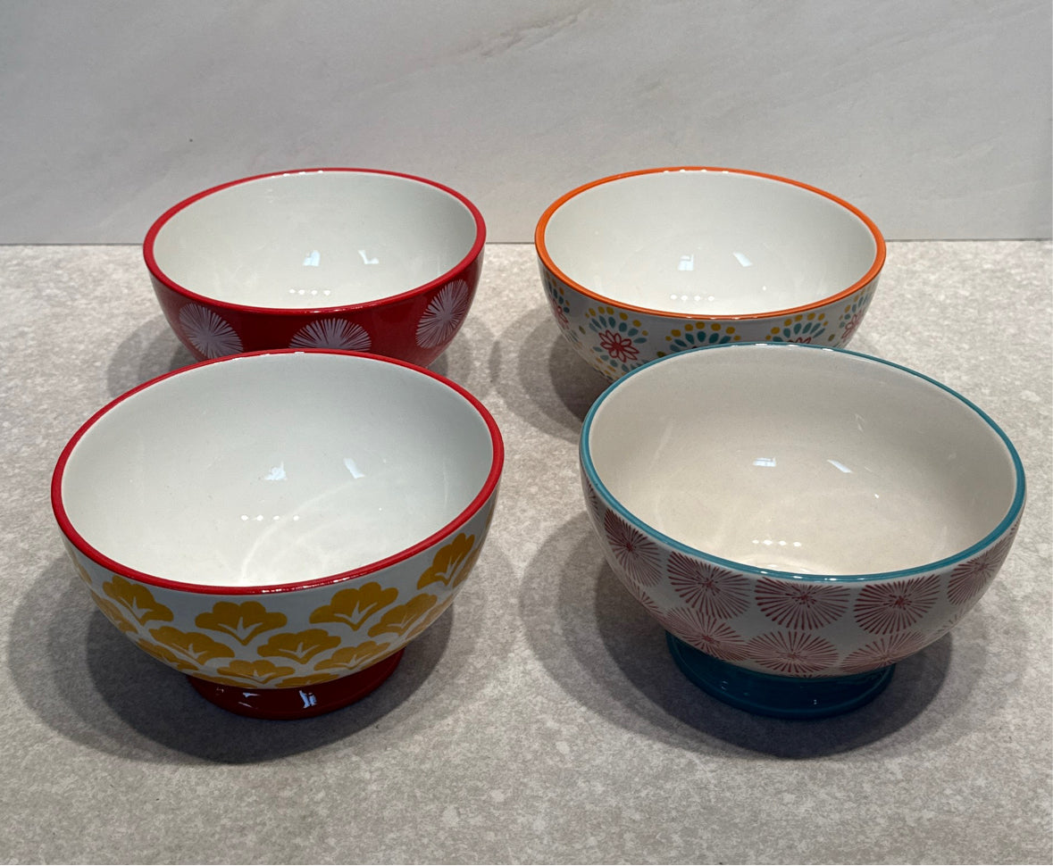 Set of 4 Pioneer Woman Bowls