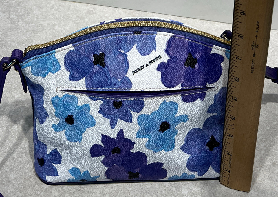 Dooney And Bourke Handbag