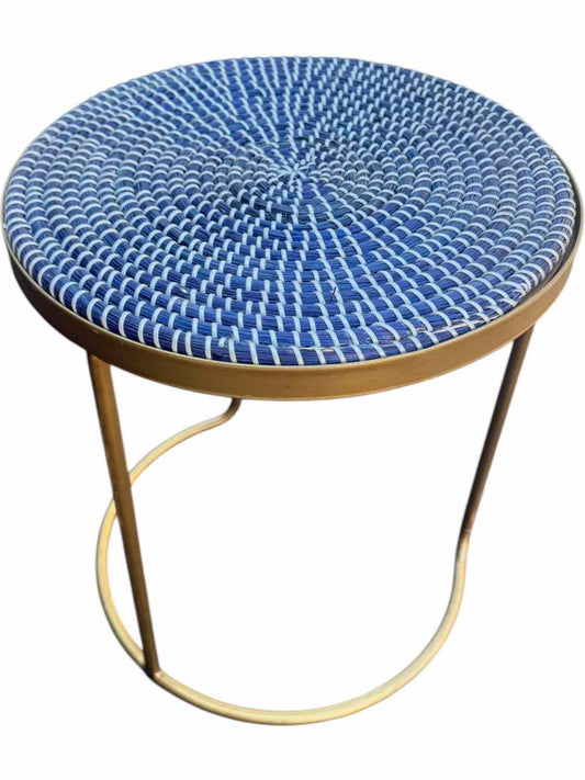 Blue Circle Table 16" Round