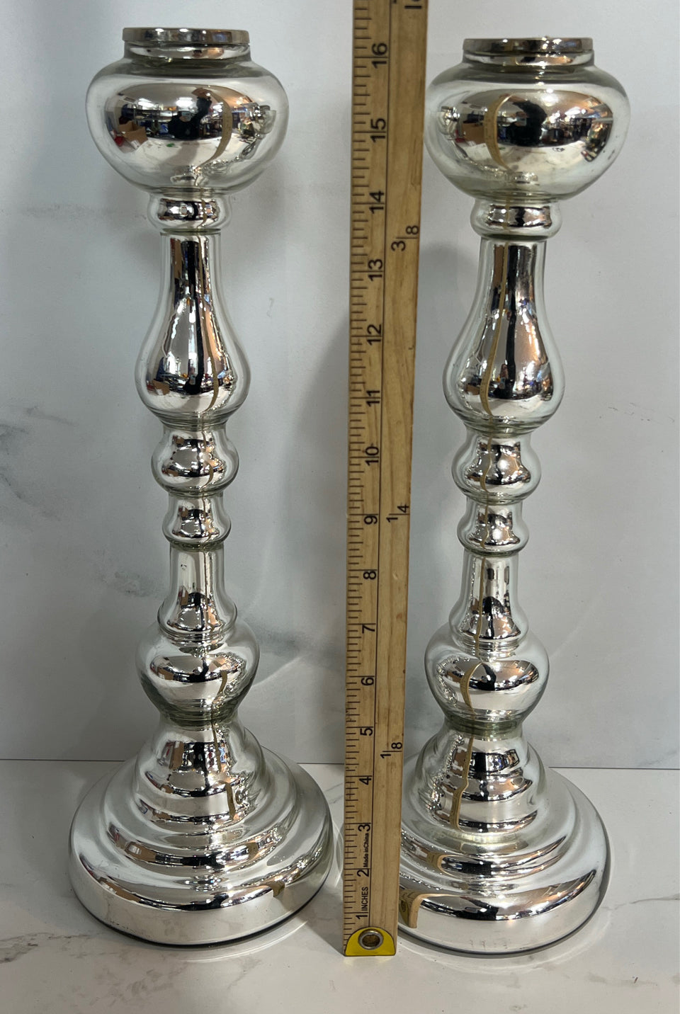 Set of 2 Candle Holders