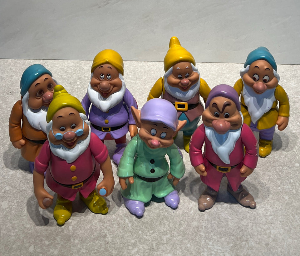 Set of 7 Dwarfs