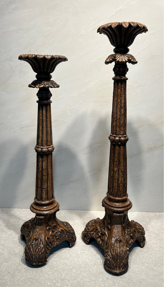 Set of 2 Candleholders