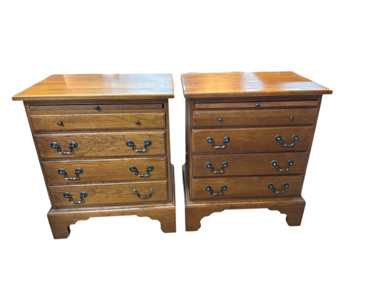 Set of 2 Keller Oak Nightstands