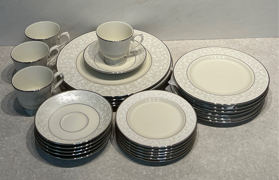 Lenox Pearl Innocence Dinnerware Set