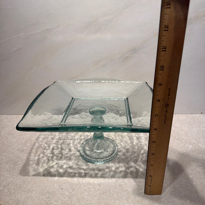 Pedestal Dish