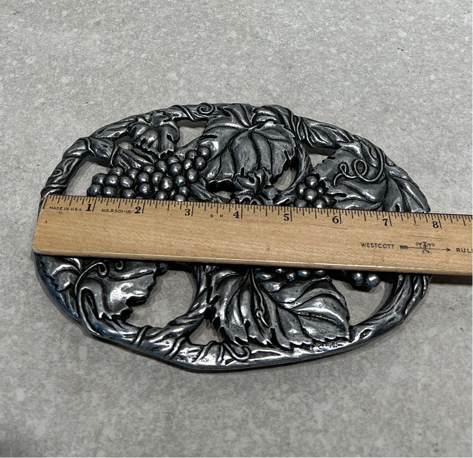 Trivet