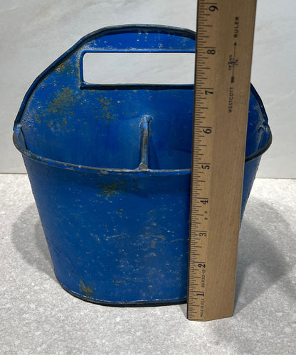 Tin Carrier