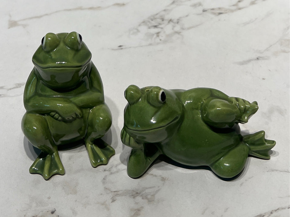 Frog Salt And Pepper Shakers