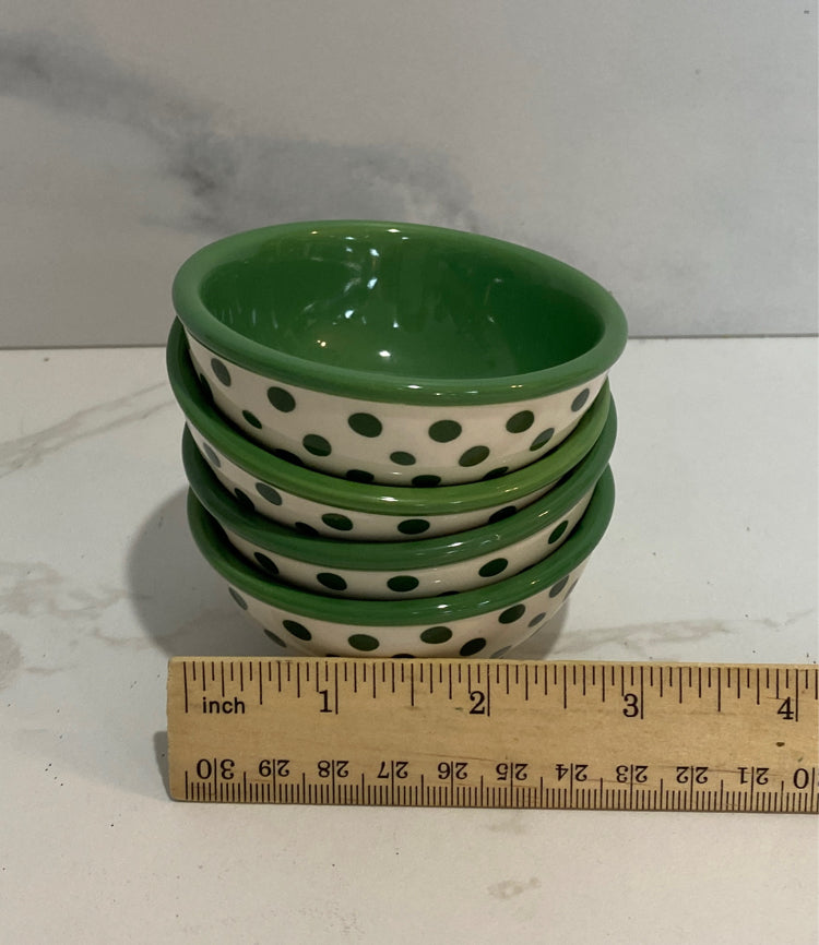 Set of 4 Pioneer Woman Dishes