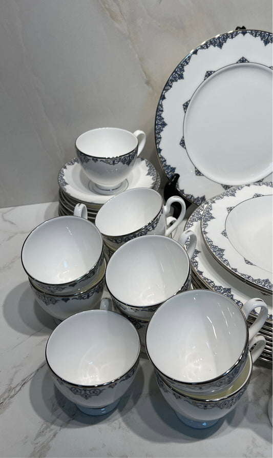 Waterford Maylay Dinnerware Set