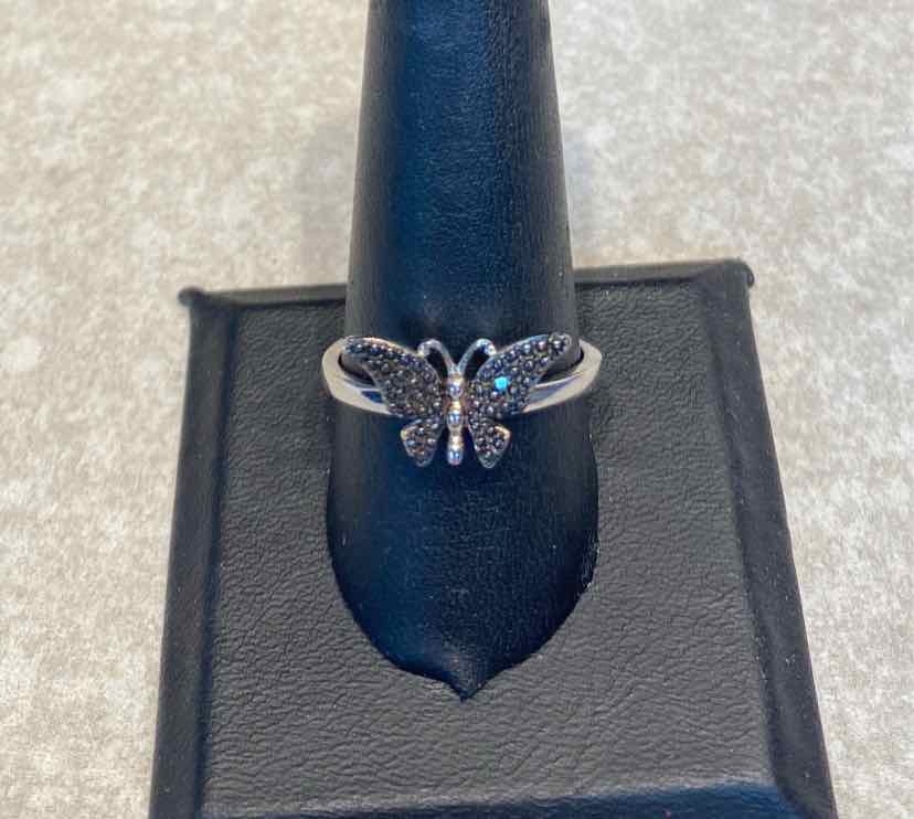 Sterling Sliver Ring Sz. 9