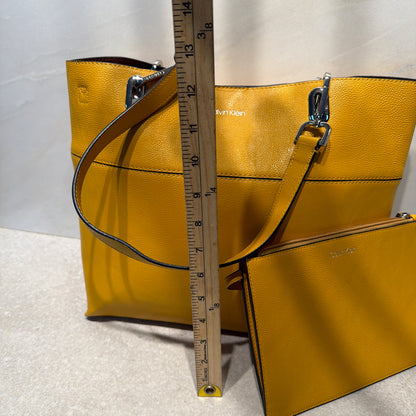 Calvin Klein Handbag (2 Pieces)
