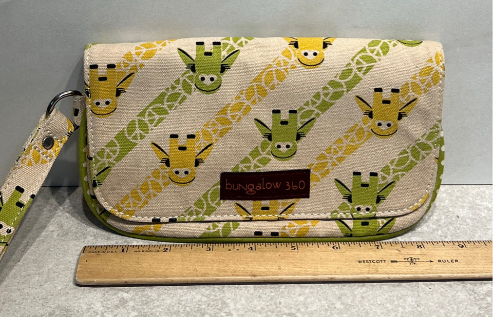 Wristlet
