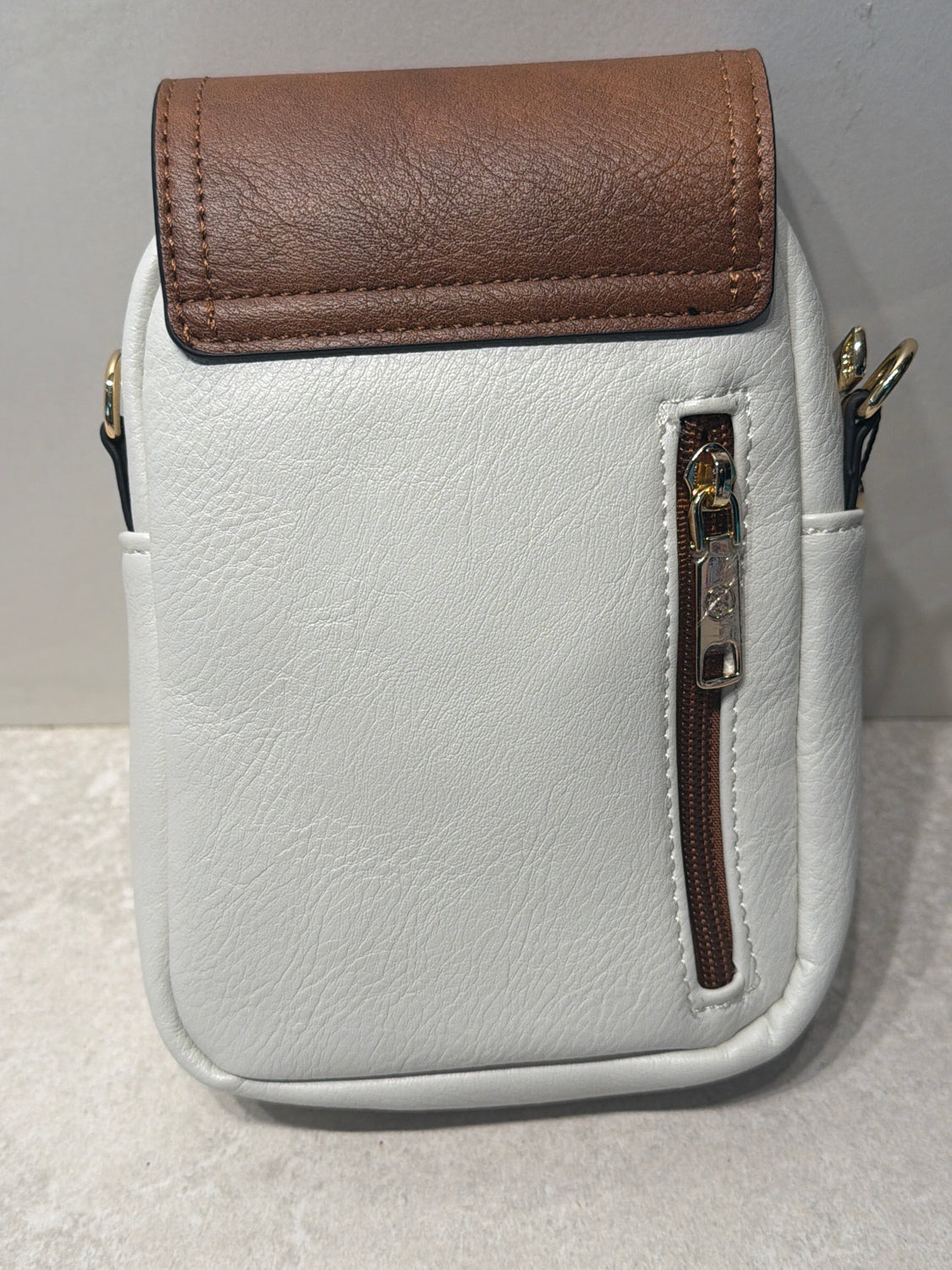 Bostanten Crossbody