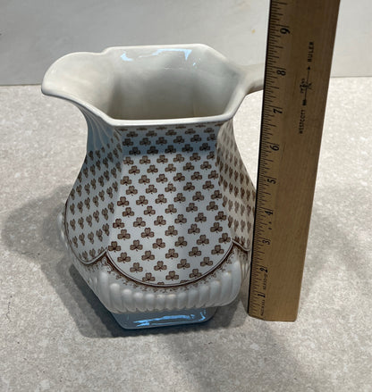 Adams Sharon Pitcher