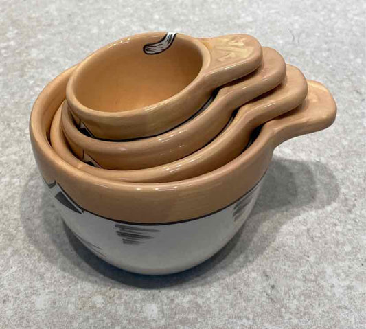 Set of 4 Measuring Cups