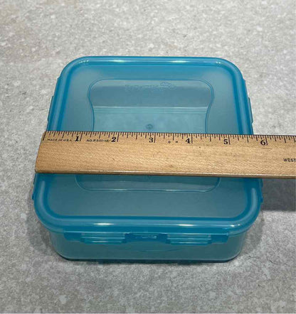 Lock & Lock Covered Storage Container