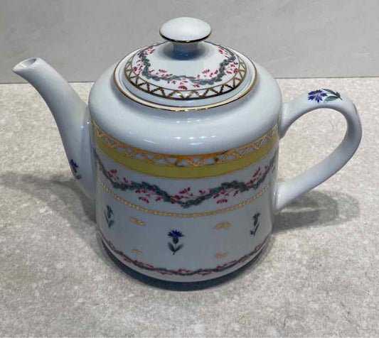 Teapot