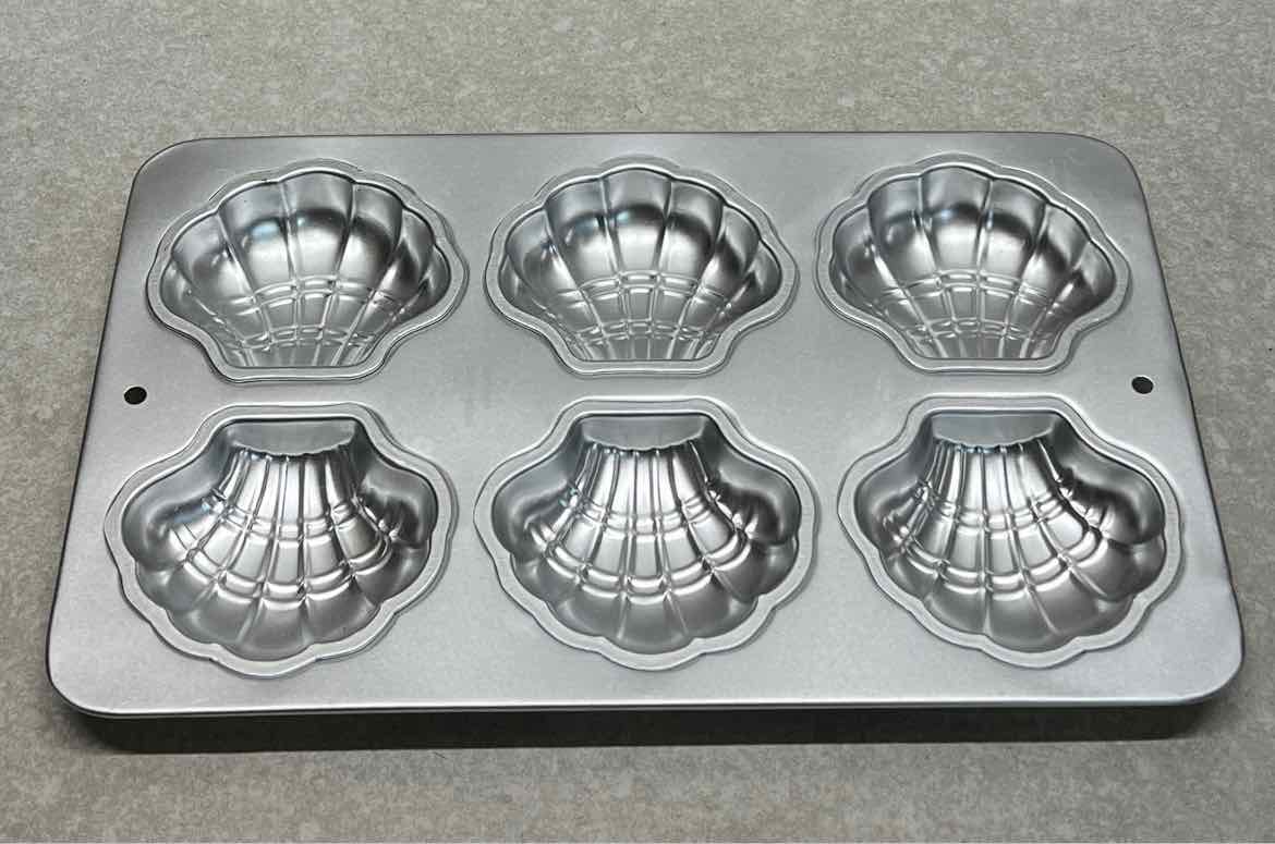 Wilton Mini Shells Pan