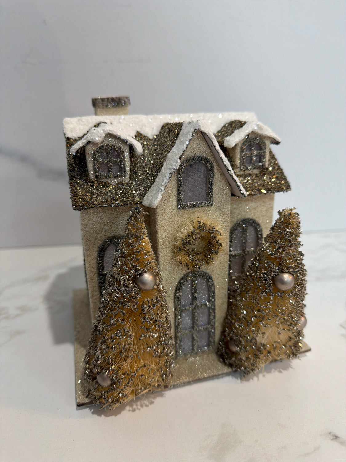 Pottery barn House