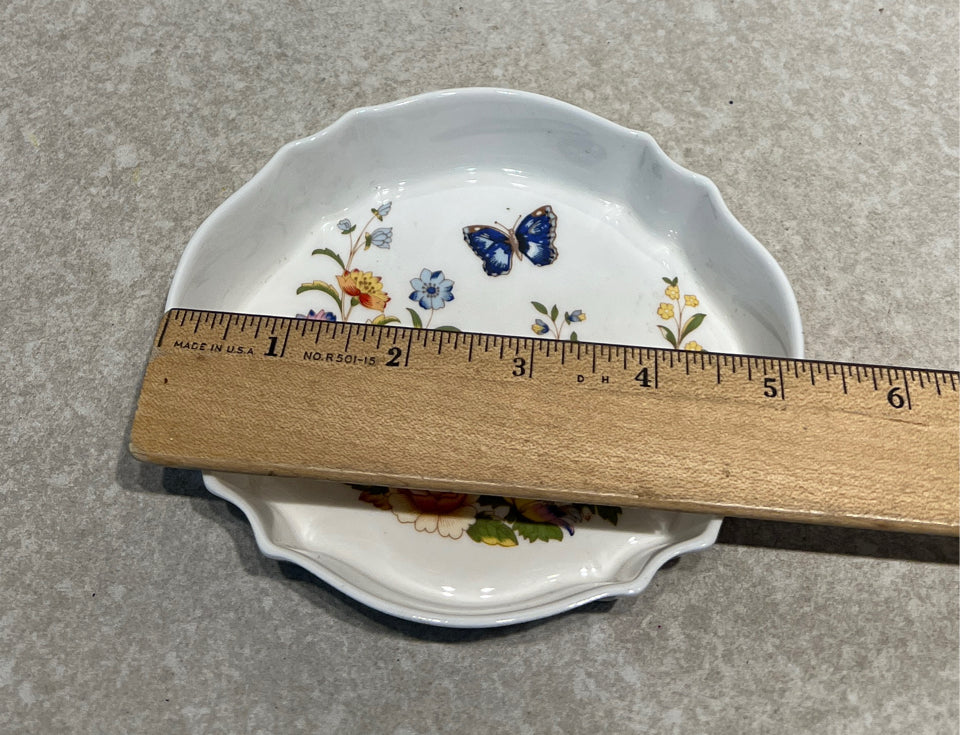 Aynsley Dish