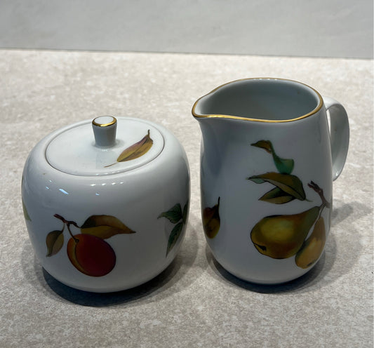 Evesham Sugar And Creamer