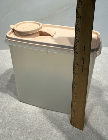 Tupperware Container