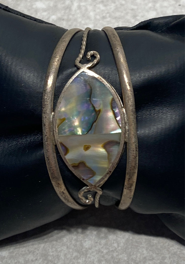 Alpaca Mexico Bracelet