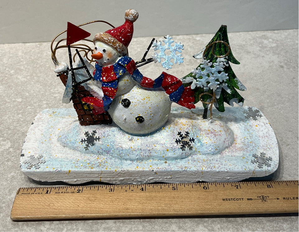 Snowman Figuruine