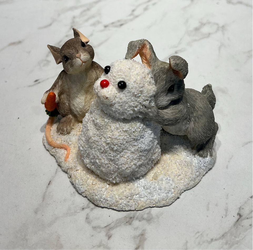 Christmas Mouse Figurine