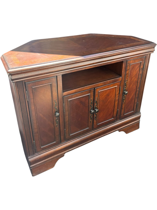 Corner Cabinet