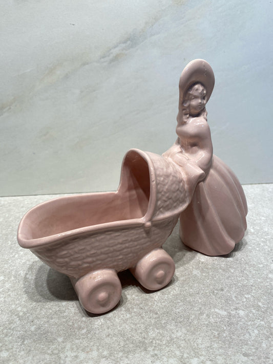 Haeger Carriage Planter