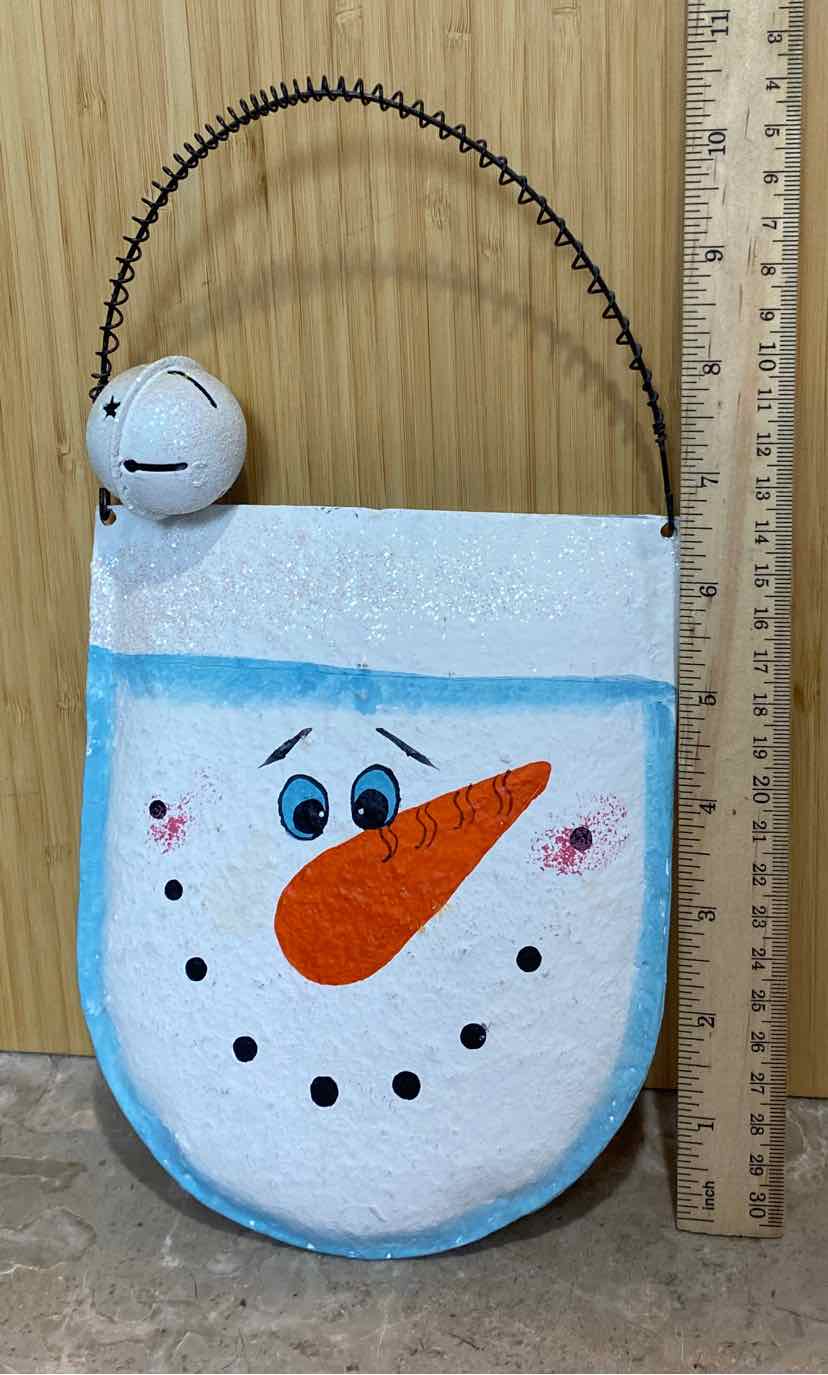 Snowman Decor